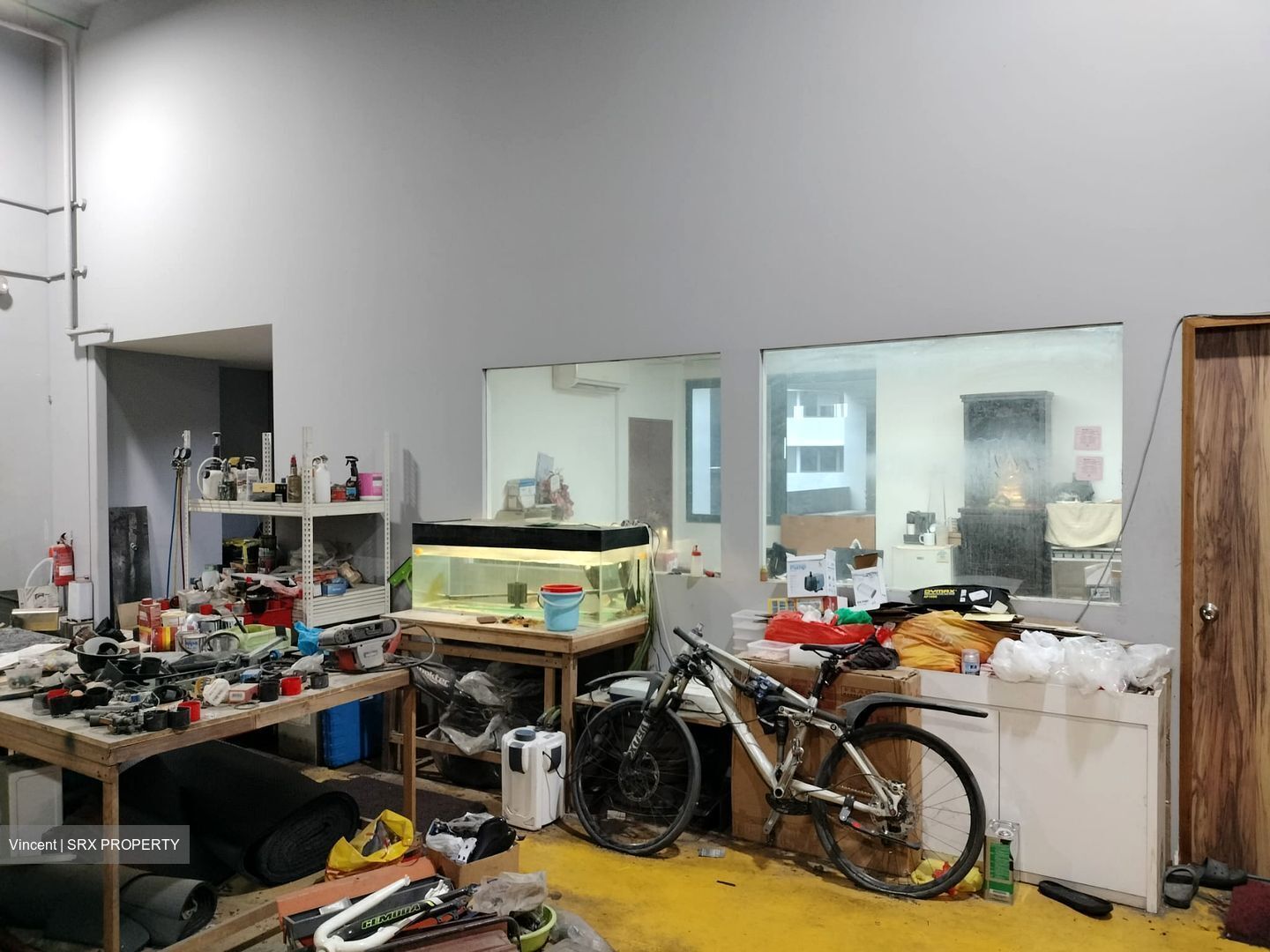 Carros Centre (D25), Factory #535680221